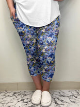 Load image into Gallery viewer, Blueberry Gnome Capri w/ Pockets
