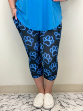 Load image into Gallery viewer, Blue Neon Paw Print Capri w/ Pockets
