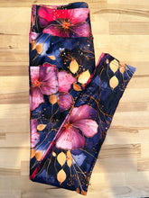 Load image into Gallery viewer, Alcohol Floral Leggings w/ Pockets
