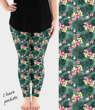 Load image into Gallery viewer, RTS - Lily Palms Leggings w/ Pockets
