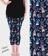 Load image into Gallery viewer, RTS - Mermaid Gnomes Leggings w/ Pockets
