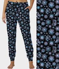 Load image into Gallery viewer, RTS - Paisley Snowflakes Joggers
