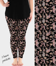 Load image into Gallery viewer, RTS - Pretty Paisley Leggings w/ Pockets
