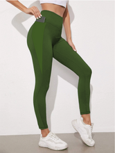 Load image into Gallery viewer, SOLID RUN-MILITARY GREEN PANEL POCKET LEGGING
